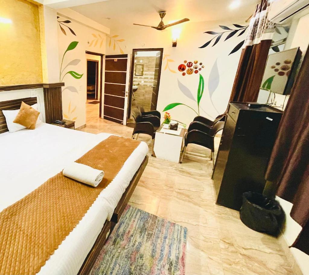 רישיקש Ruttba Hotels And Banquet מראה חיצוני תמונה